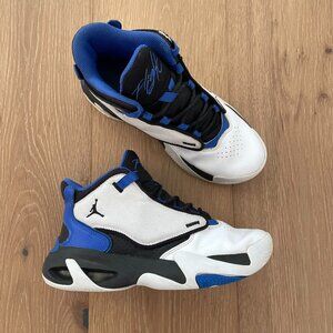 Air Jordan Shoes Kids 5Y Max Aura 4 Blue White Hyper Royal Black DQ8404-104 Boys